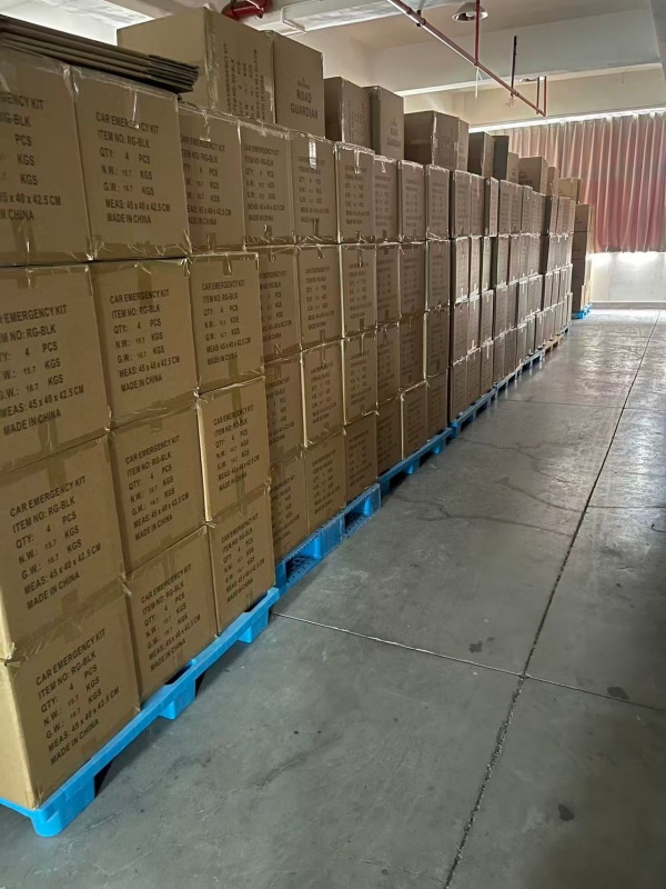 Yiwu Kebon Healthcare ประสบความสำเร็จในการผลิตชุดอุปกรณ์ฉุกเฉินชุดใหม่